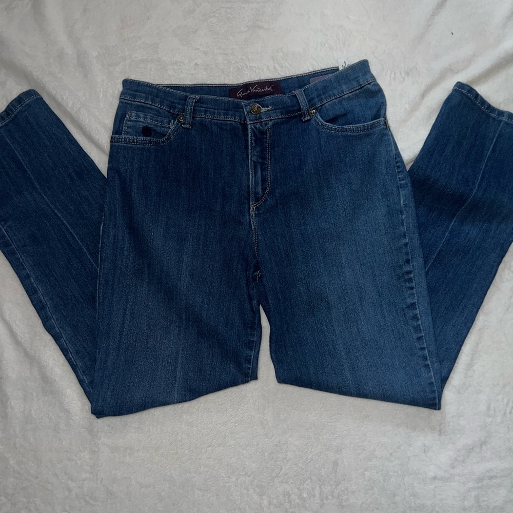 Gloria Vanderbilt Classic Indigo Straight Leg Jeans